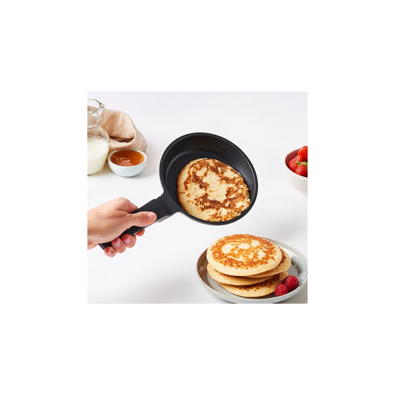 https://www.picotties.fr/3940-thickbox_default/poele-a-blinis-ou-pancakes.jpg